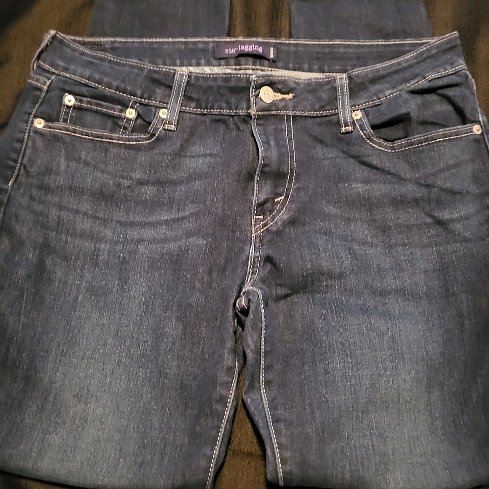 Levi's 525 Legging Jeans